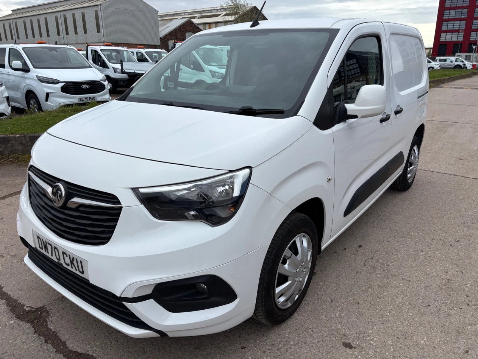 VAUXHALL COMBO CARGO SPORTIVE 2300 L1 H1