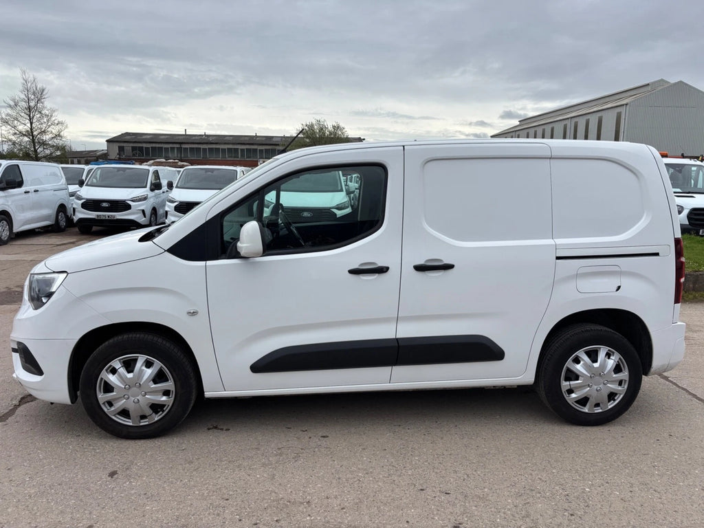 VAUXHALL COMBO CARGO SPORTIVE 2300 L1 H1