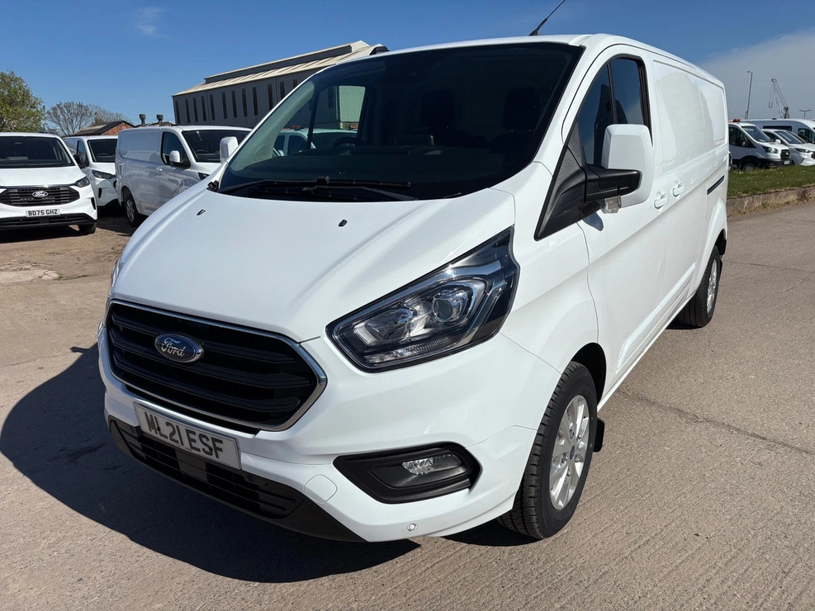 FORD TRANSIT CUSTOM 300 L2 H1 LIMITED 130PS