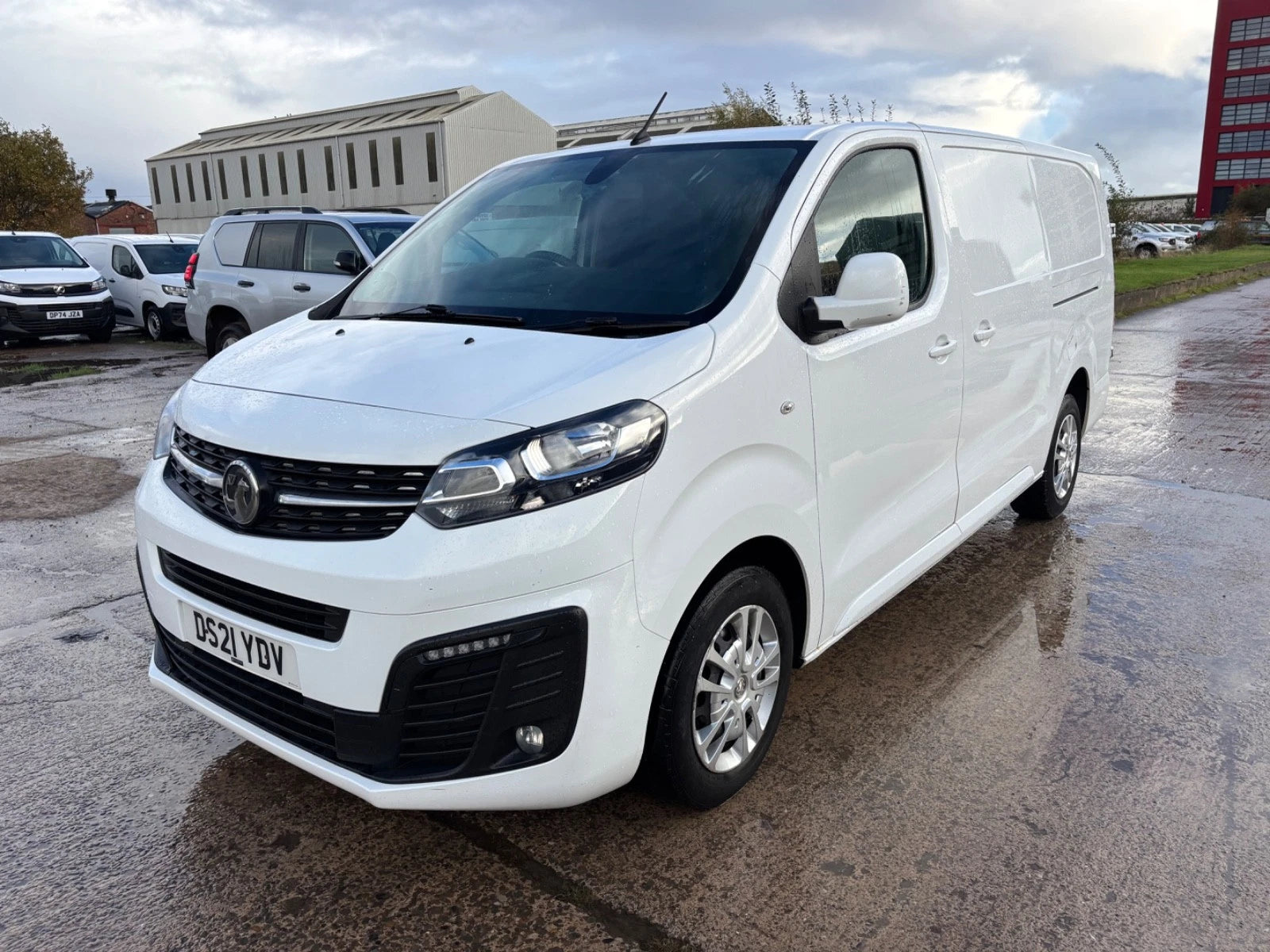 VAUXHALL VIVARO SPORTIVE 2900 L2H1 1.5 D
